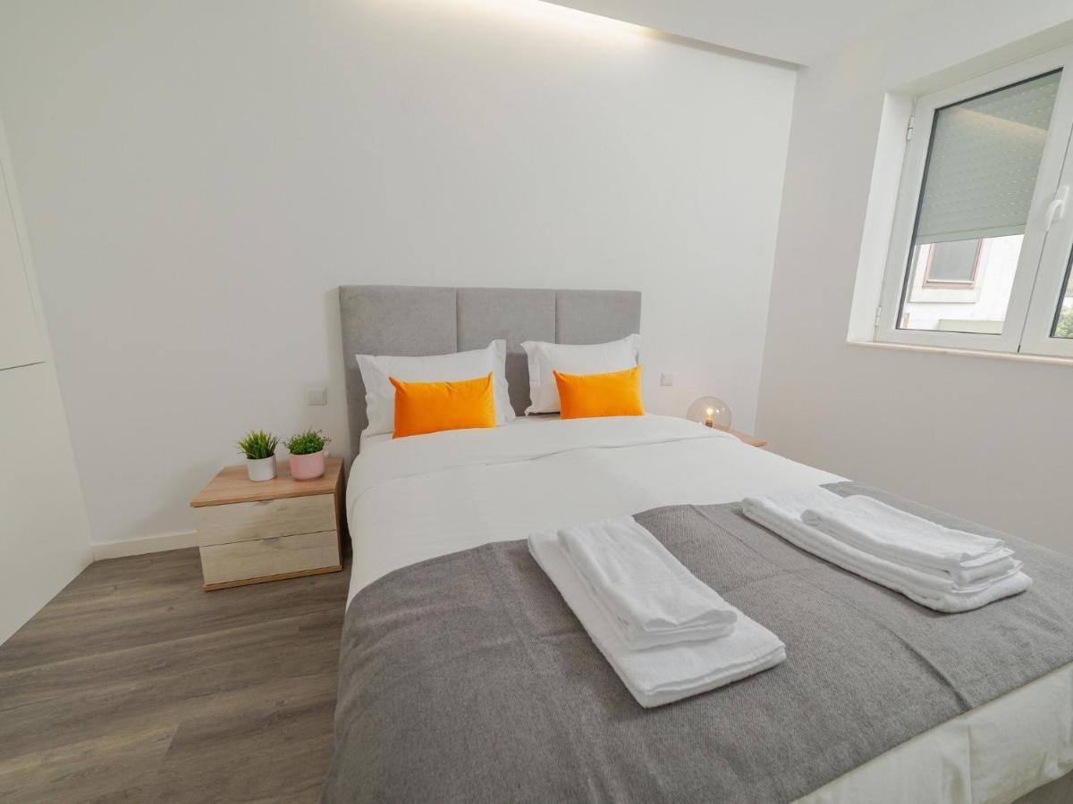 Angel Flats Apartment Порто Екстериор снимка