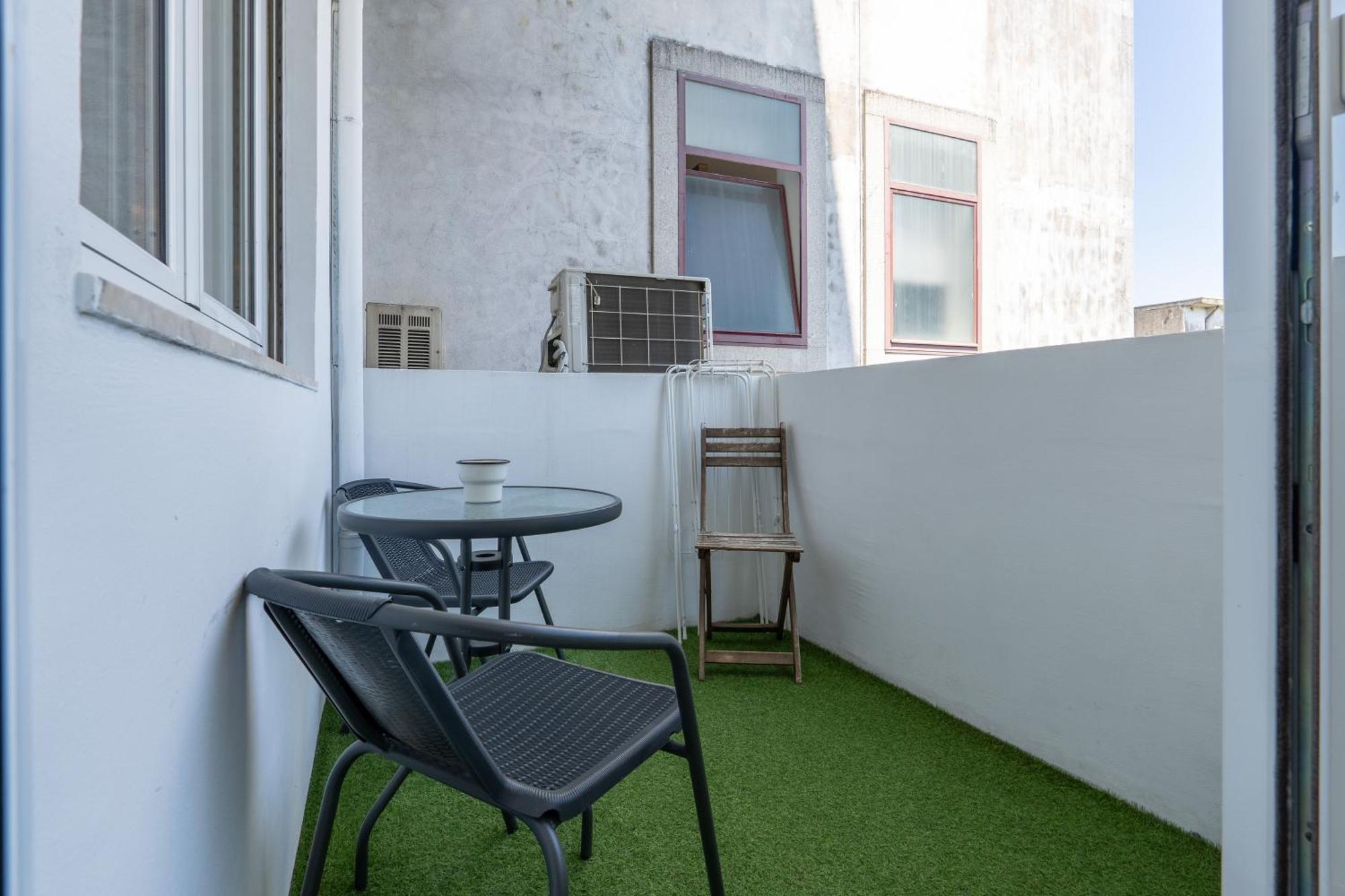 Angel Flats Apartment Порто Екстериор снимка