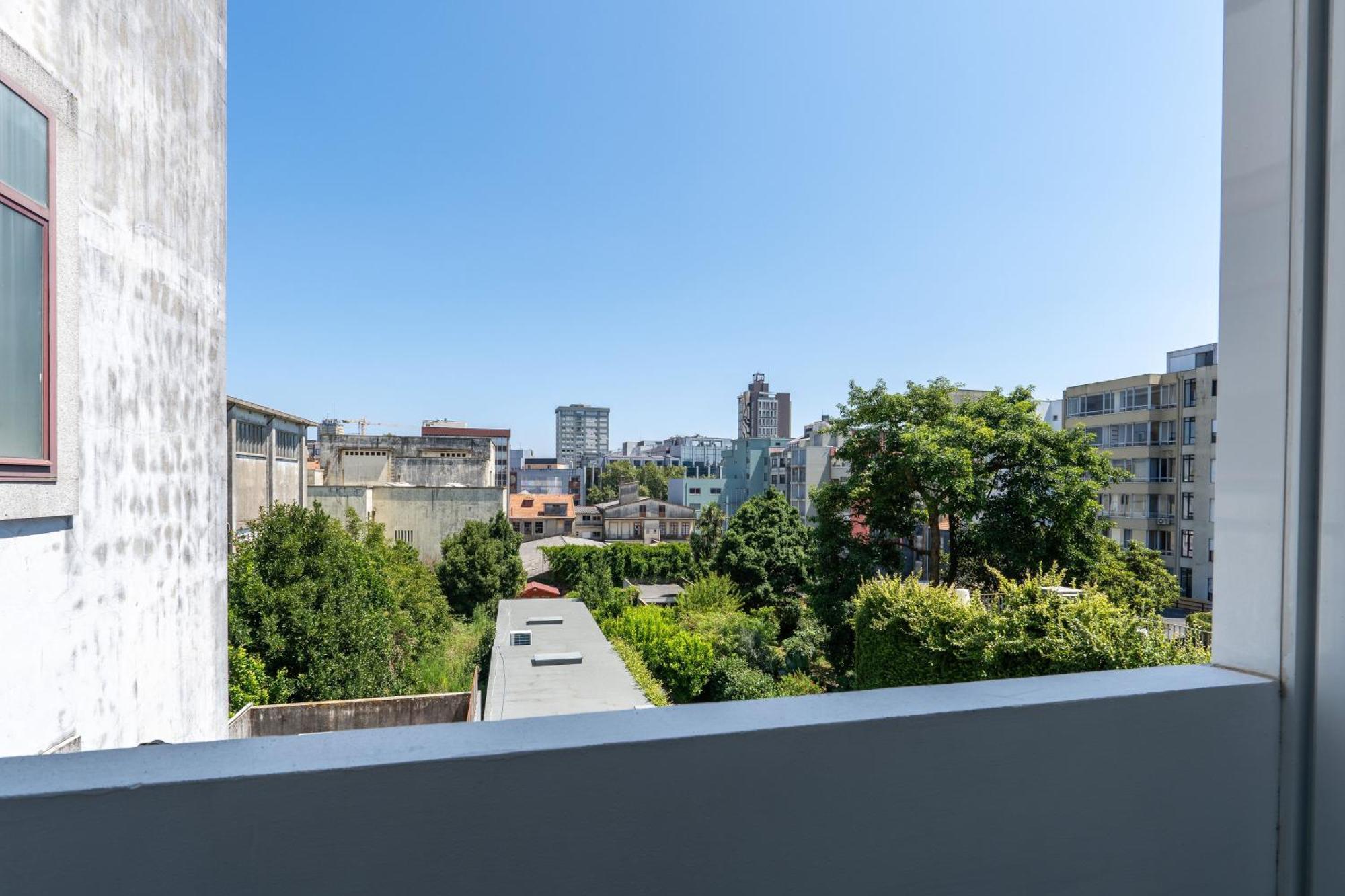 Angel Flats Apartment Порто Екстериор снимка
